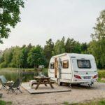 camping na Mazurach z przyczepą  