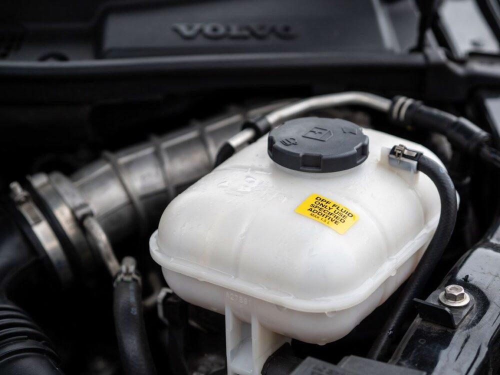 Zbiornik płynu DPF Volvo V50 gdzie jest i jak go uzupełnić krok po kroku