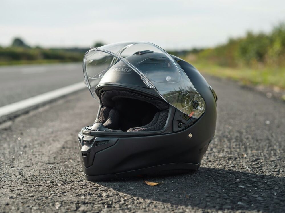 kask motocyklowy pełnotwarzowy