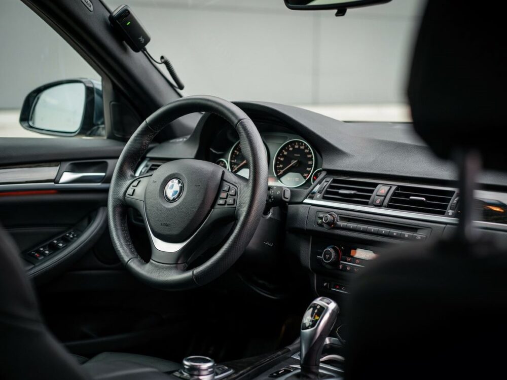 panel sterowania głośnomówiący E90