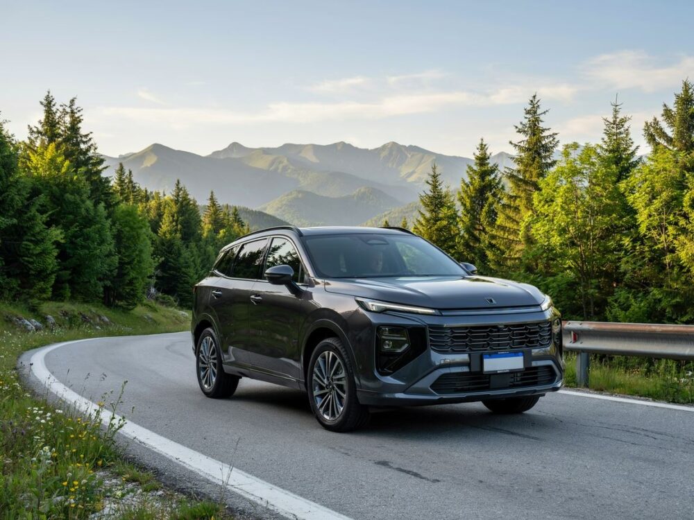 suv na drodze