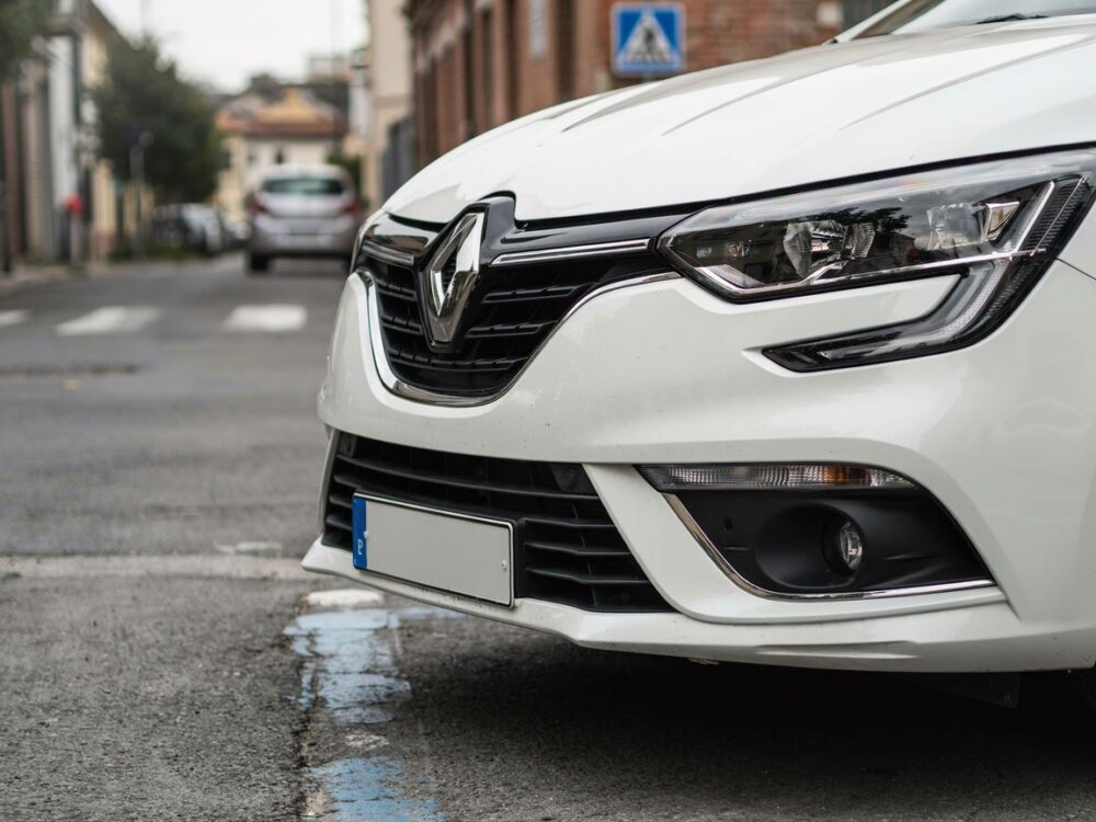 zderzak Megane trzeciej generacji